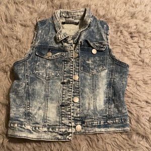 Acid washed Jean vest